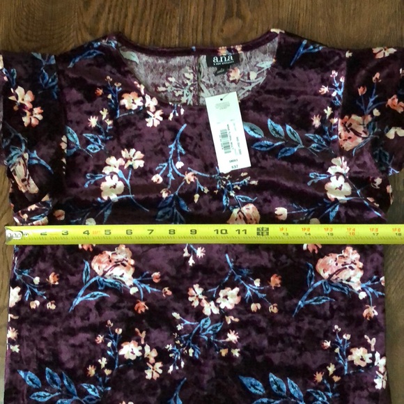 🎊HOST PICK🎊a.n.a Velvet Ruffle Tee - Picture 3 of 6